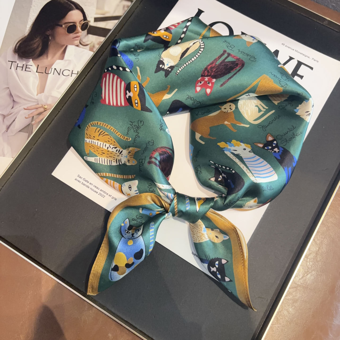 绿色猫咪真丝丝巾小方巾女百搭春秋冬100%桑蚕丝中方巾领巾搭衬衫