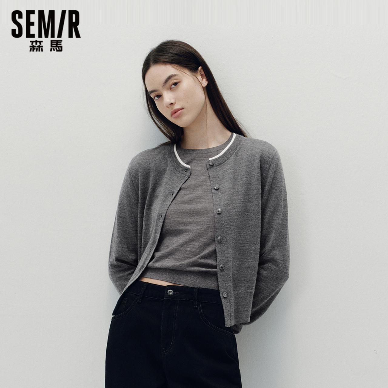 森马撞色圆领羊毛短款针织开衫女