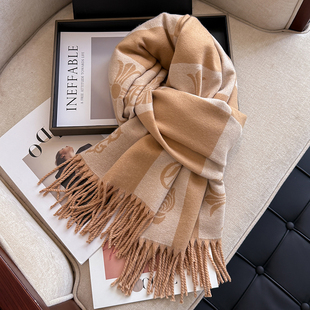 韩国代购东大门2025冬季新款英伦风十字架格子围巾女千金优雅披肩