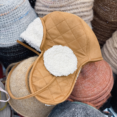 韩国代购羊羔毛菱格系带雷锋帽女