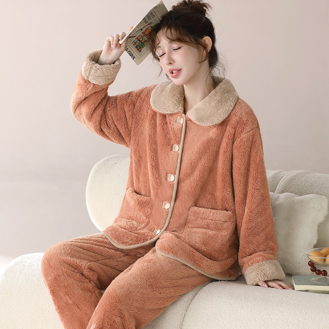 云感锁温秋冬季新款女士加厚保暖雪花绒家居服可外穿法兰绒睡衣