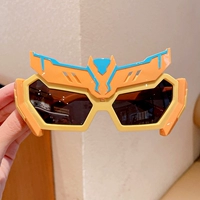 82# Желтый дракон в форме дракона