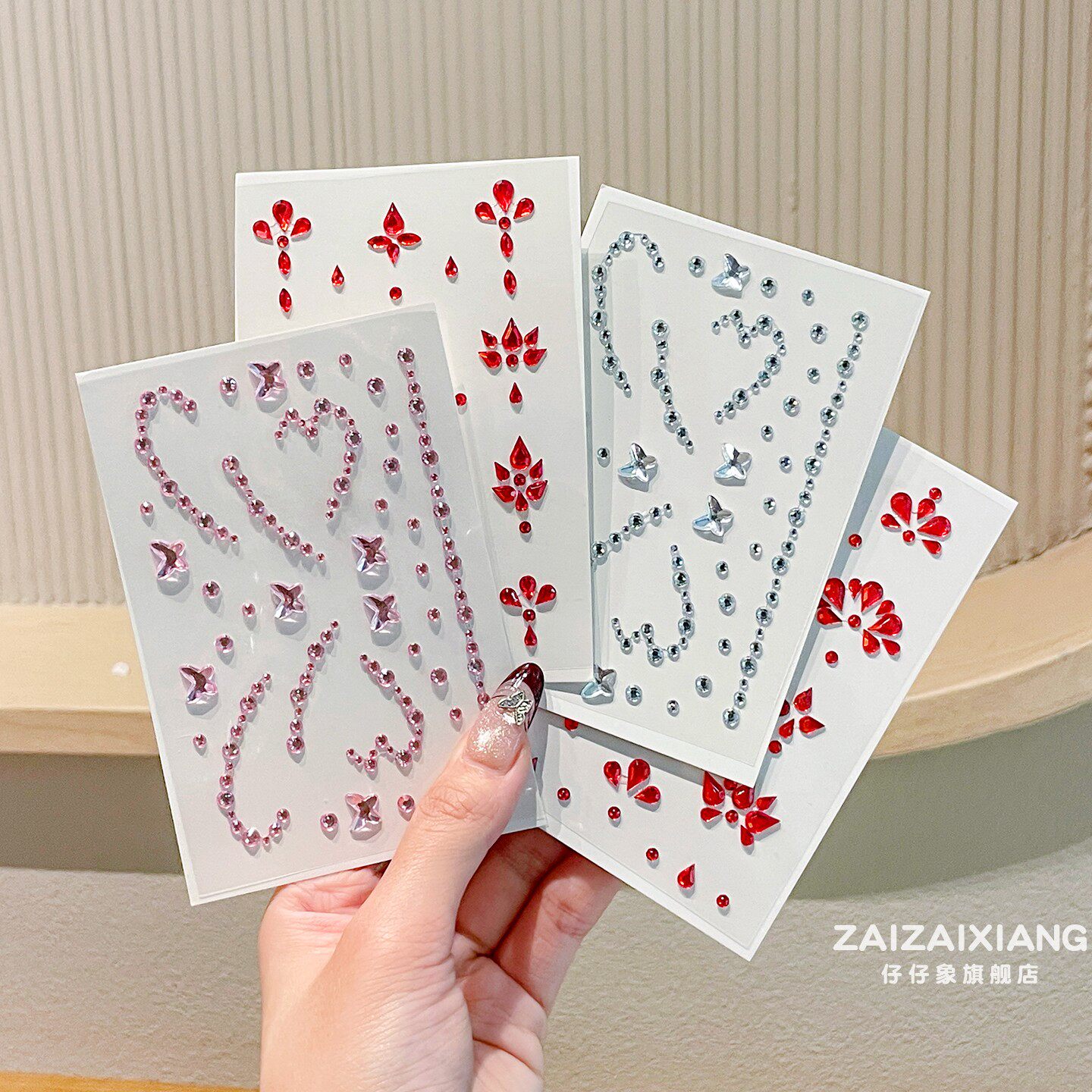 儿童脸贴可爱蝴蝶公主脸贴小女孩立体水钻贴纸宝宝舞台表演爱心钻石贴