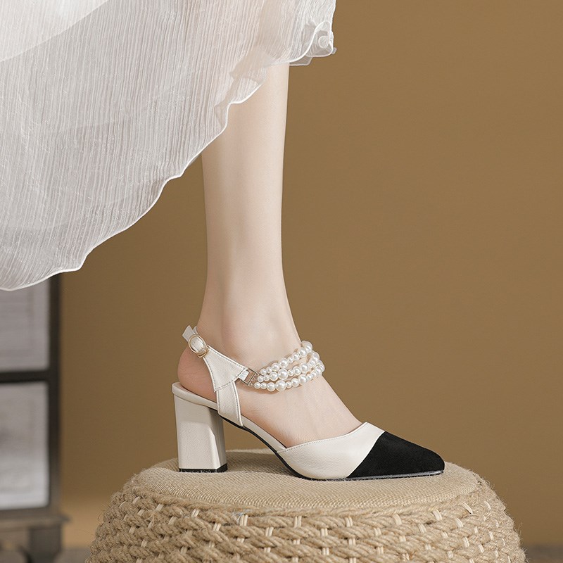 软皮高跟凉鞋包头粗跟大码女鞋41一43夏季胖脚宽肥小码凉鞋313233