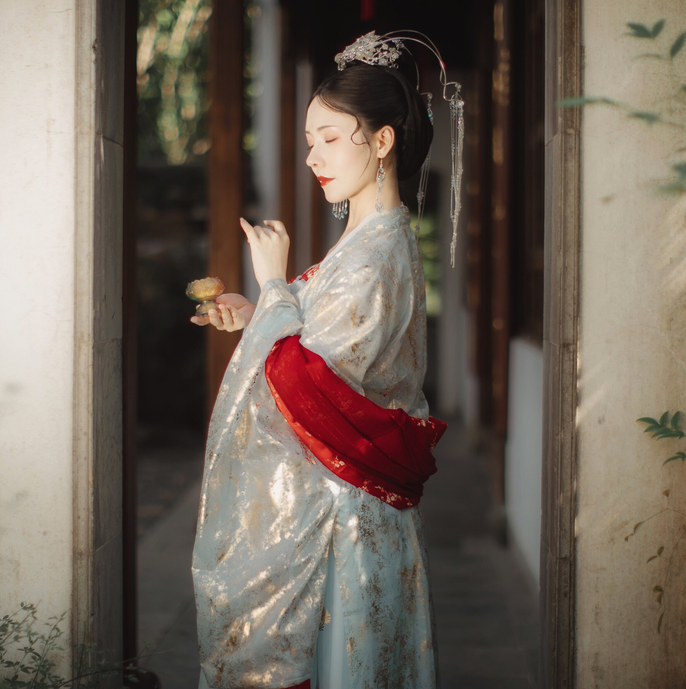 九洲一月汉服女 九歌湘夫人 青金红唐制上襦下裙大袖衫套装双披帛