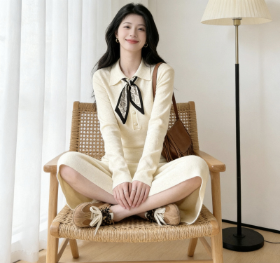 2025年新款法式气质针织连衣裙女秋冬高级感小个子内搭打底毛衣裙