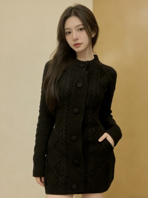 2025年新款法式气质针织连衣裙女秋冬高级感小个子内搭打底毛衣裙