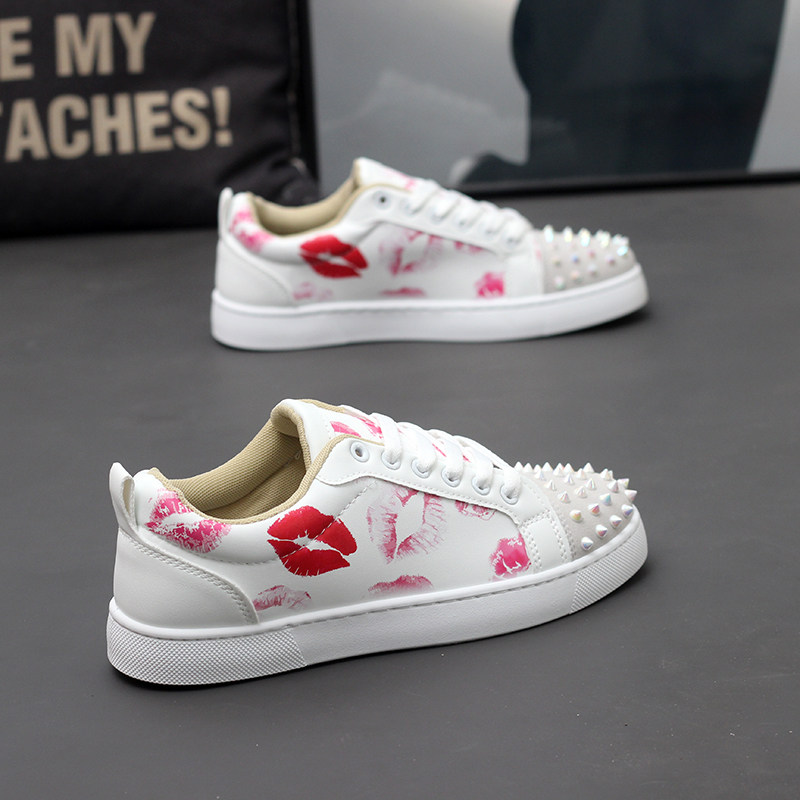 欧洲站铆钉德训小众板鞋2026春季新款低帮男士社会精神小伙休闲鞋,流行男鞋,休闲板鞋,淘宝优惠券,粉丝福利购,淘宝优惠卷