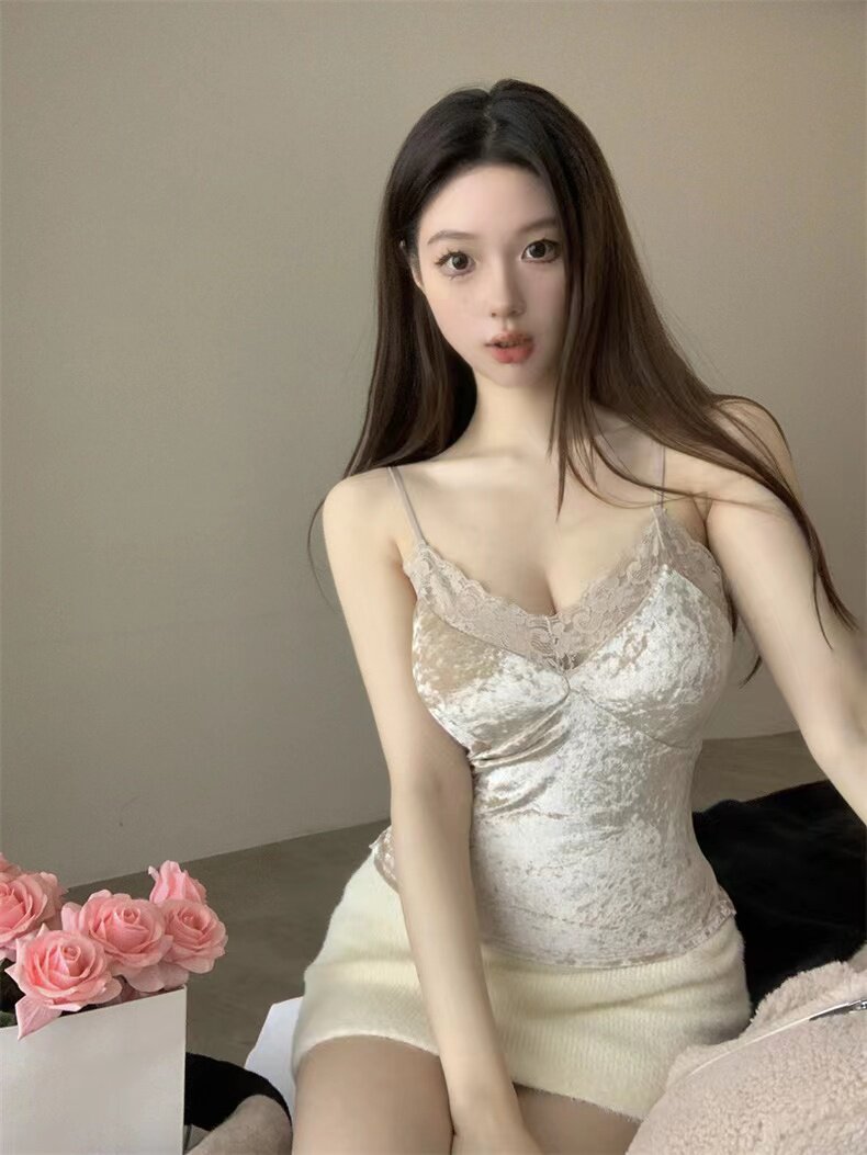 带胸垫吊带背心女蕾丝花边小心机