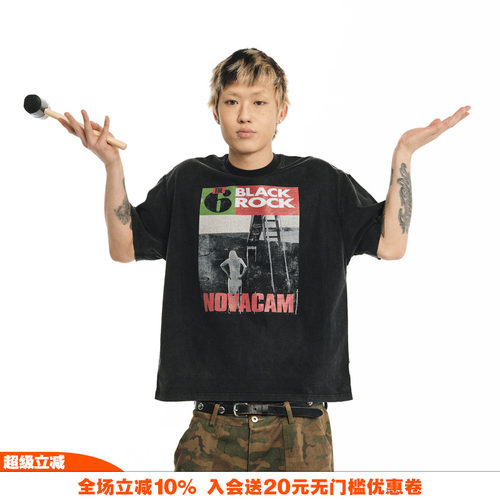 NOVACAM摇滚印花反缝线短袖