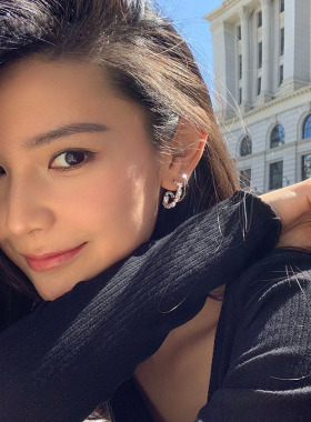 高级感轻奢不对称几何女法式