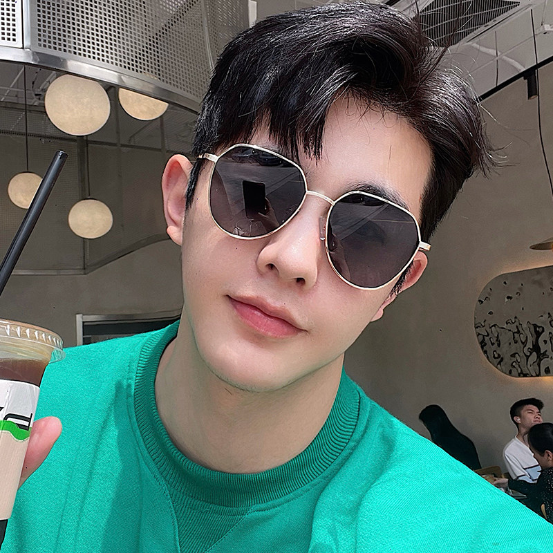 速发墨太男级夏2022新款款感眼睛男士偏光近视镜开车专用