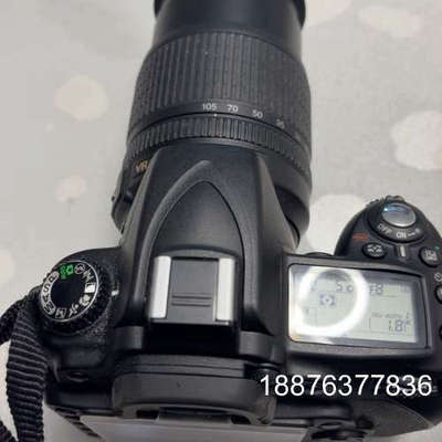 原装正品尼康摄像机D90充电器，电池内存卡都有成色如图图片就是