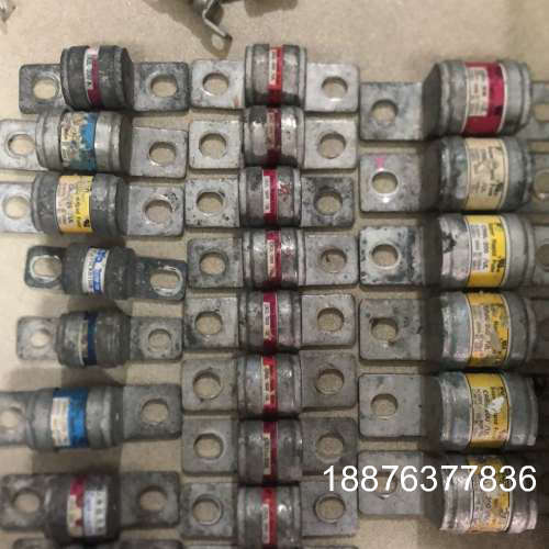 熔断器CR2L-300 CR2L-200 25LKA100U议价