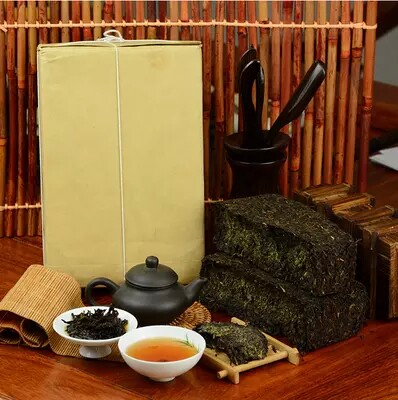 2017年黑茶湖南黑茶砖茶茯茶手筑茶砖高野陈年1KG金花茯砖茶