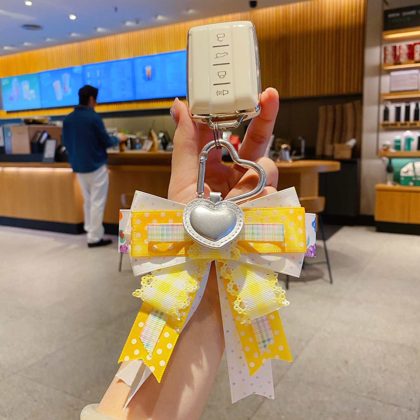 蝴蝶结汽车钥匙扣精美书包挂饰