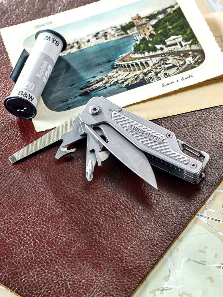 瑞士科技户外多功能折叠刀军刀便携钥匙扣组合工具随身生存刀装备