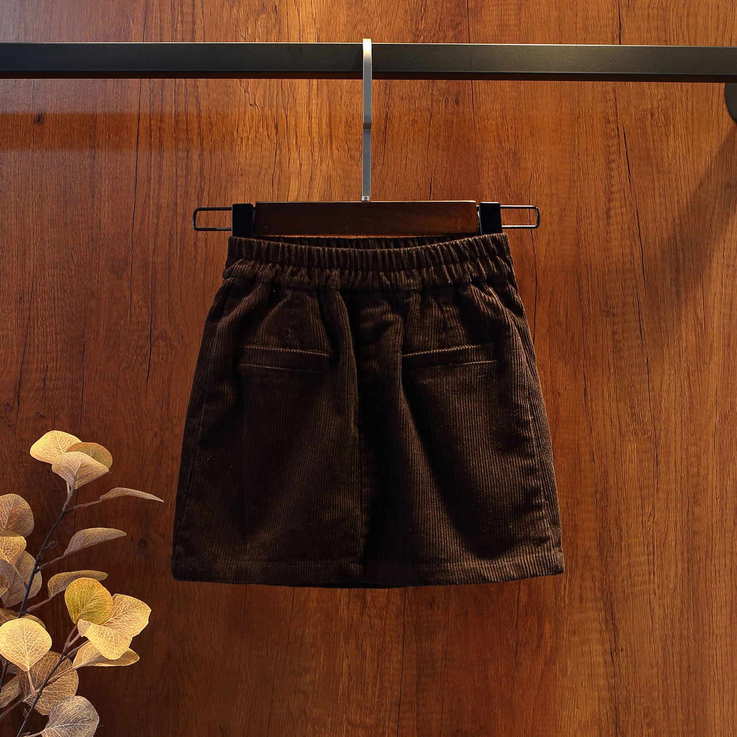 女童半身裙2025秋装新款儿童灯芯绒A字裙宝宝洋气百搭短裙公主裙