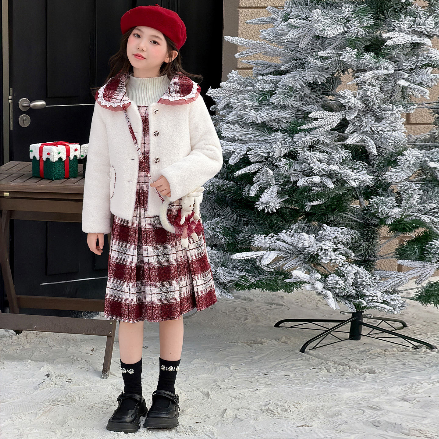 女童冬季套装2025新款大童女孩洋气时髦儿童加厚外套连衣裙两件套