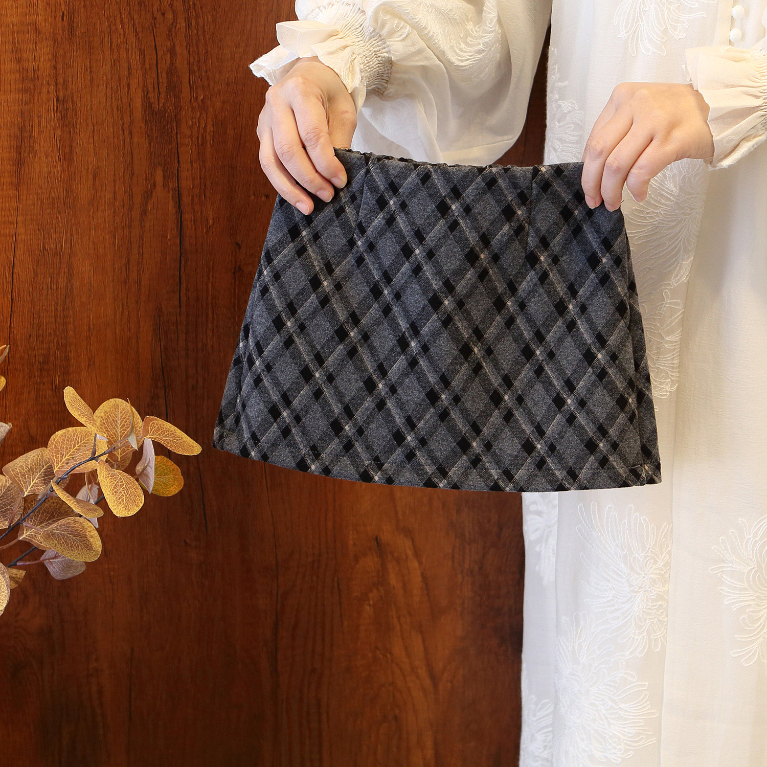 女童2025冬季加厚复古格纹毛呢半身裙学院风显瘦包臀防走光短裙潮,童装/婴儿装/亲子装,半身裙,淘宝优惠券,粉丝福利购,淘宝优惠卷