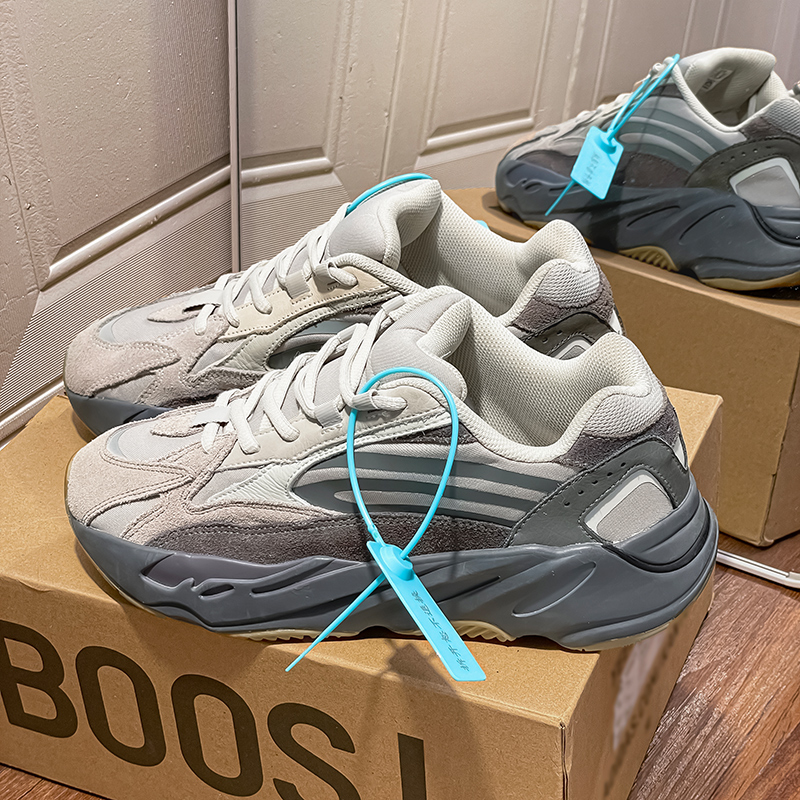 广椰子700黑武士老爹鞋冬季2025新款男士百搭厚底休闲运动男鞋潮