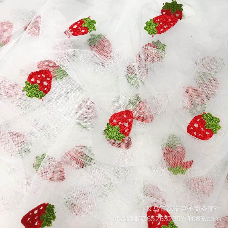新款直销尼龙网纱绣花草莓樱桃布料女装童装蓬蓬公主裙网纱连衣裙