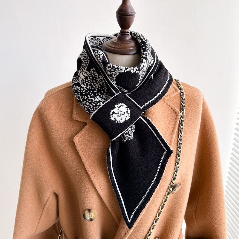 黑白针织毛线交叉小巧围巾女春秋冬季丝巾配大衣护颈椎短款围脖子,服饰配件/皮带/帽子/围巾,围巾/丝巾/披肩,淘宝优惠券,粉丝福利购,淘宝优惠卷