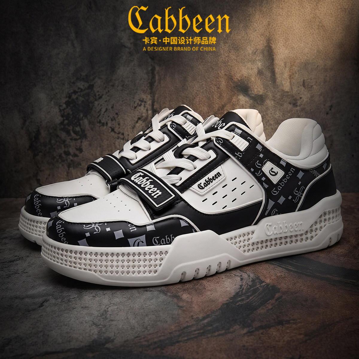 Cabbeen/卡宾工装鞋男生复古板鞋秋季爆款魔术贴软底3D打印潮鞋黑