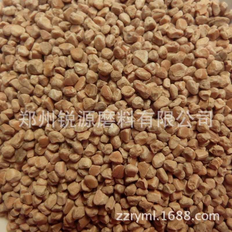 新款直销供应3目-80目成孔剂橄榄壳 喷砂抛光研磨用橄榄壳核桃砂