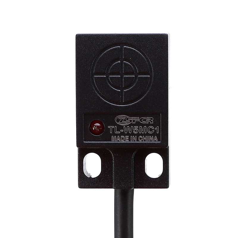 新款直销电感式接近开关 上方感应5mm 直流24v NPN三线接近传感器