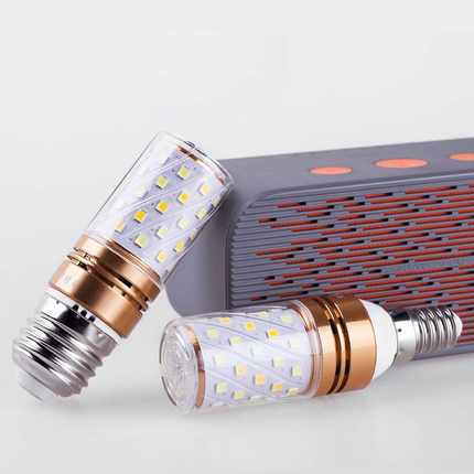新款直销led灯泡玉米灯e27e14大小螺口超亮家用节能台灯三色变光