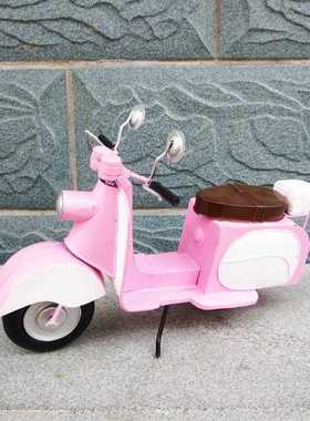 新款直销小绵羊踏板摩托车模型 铁艺工艺品摆件 创意书房酒柜装饰