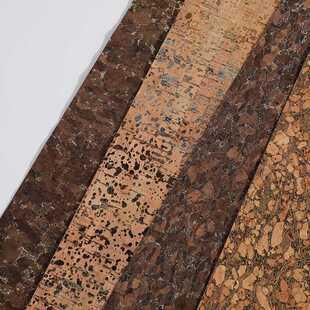 新款直销人造皮革软木印花面料烫金银工艺人造革树皮纹箱包家具软