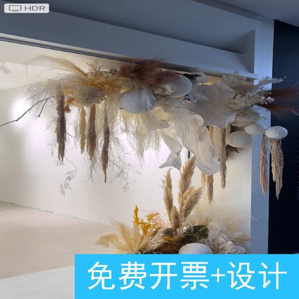 店铺橱窗白色系永生花高级感布置服装店秋日复古花艺奶油风美陈