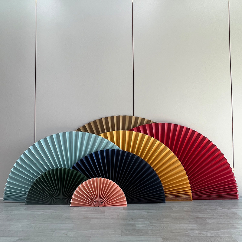 过新年元旦节日红色折纸扇超大半圆纸扇婚庆背景摆件橱窗美陈装饰,家居饰品,工艺扇/团扇/喜扇/折扇,淘宝优惠券,粉丝福利购,淘宝优惠卷