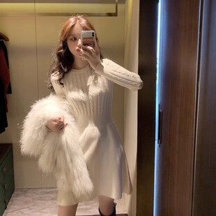 白色毛衣连衣裙女秋冬季加厚收腰小个子针织打底裙长袖内搭短裙子