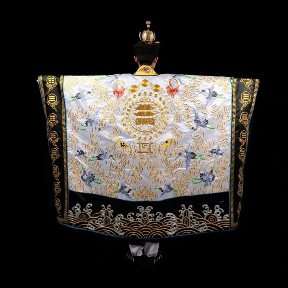 特卖白色全金丝云鹤法衣道袍法袍道装机绣法衣电脑刺绣高功绛衣