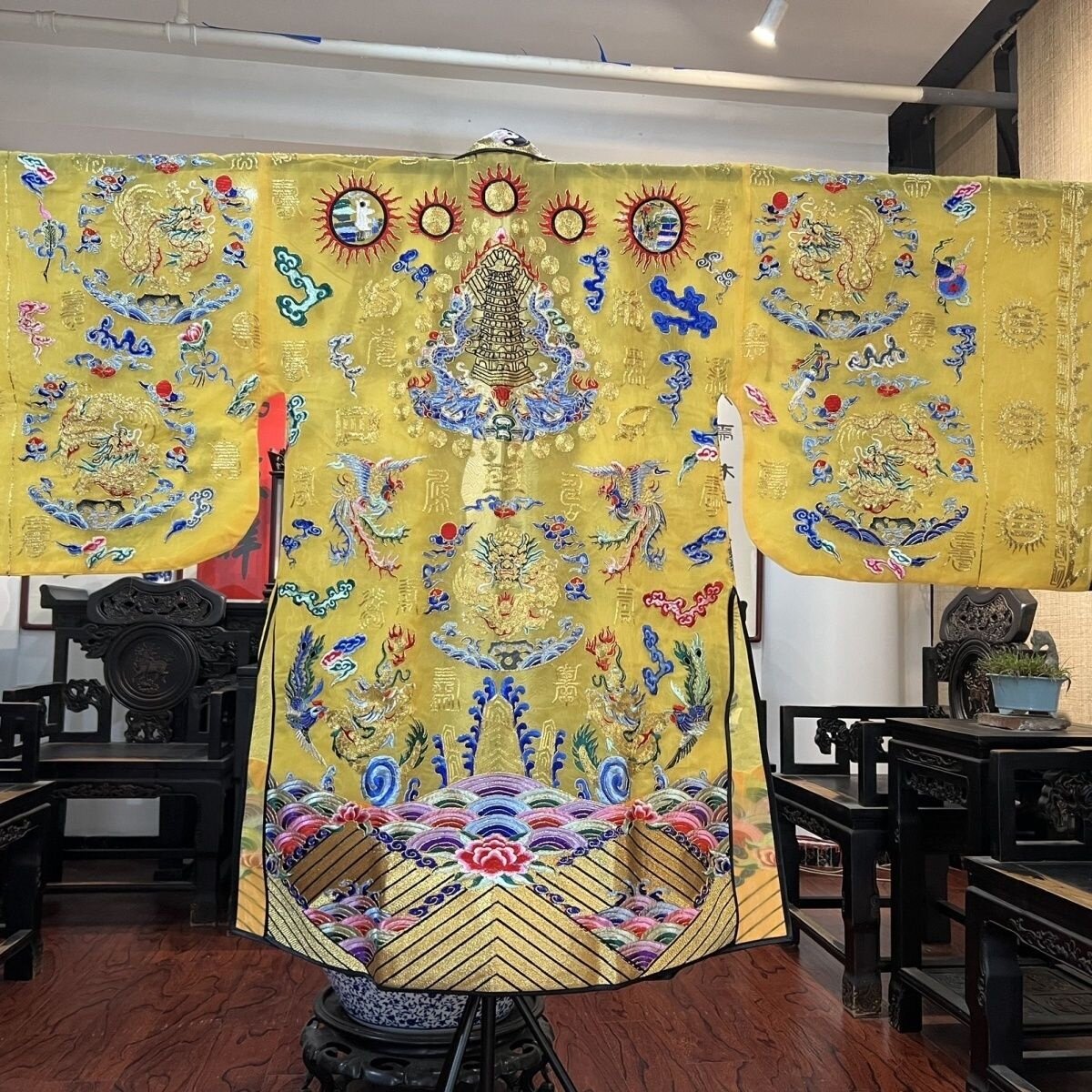 特卖道士服高功服黄色轻薄纱料九龙萧台二十八星宿小袖法衣降衣道