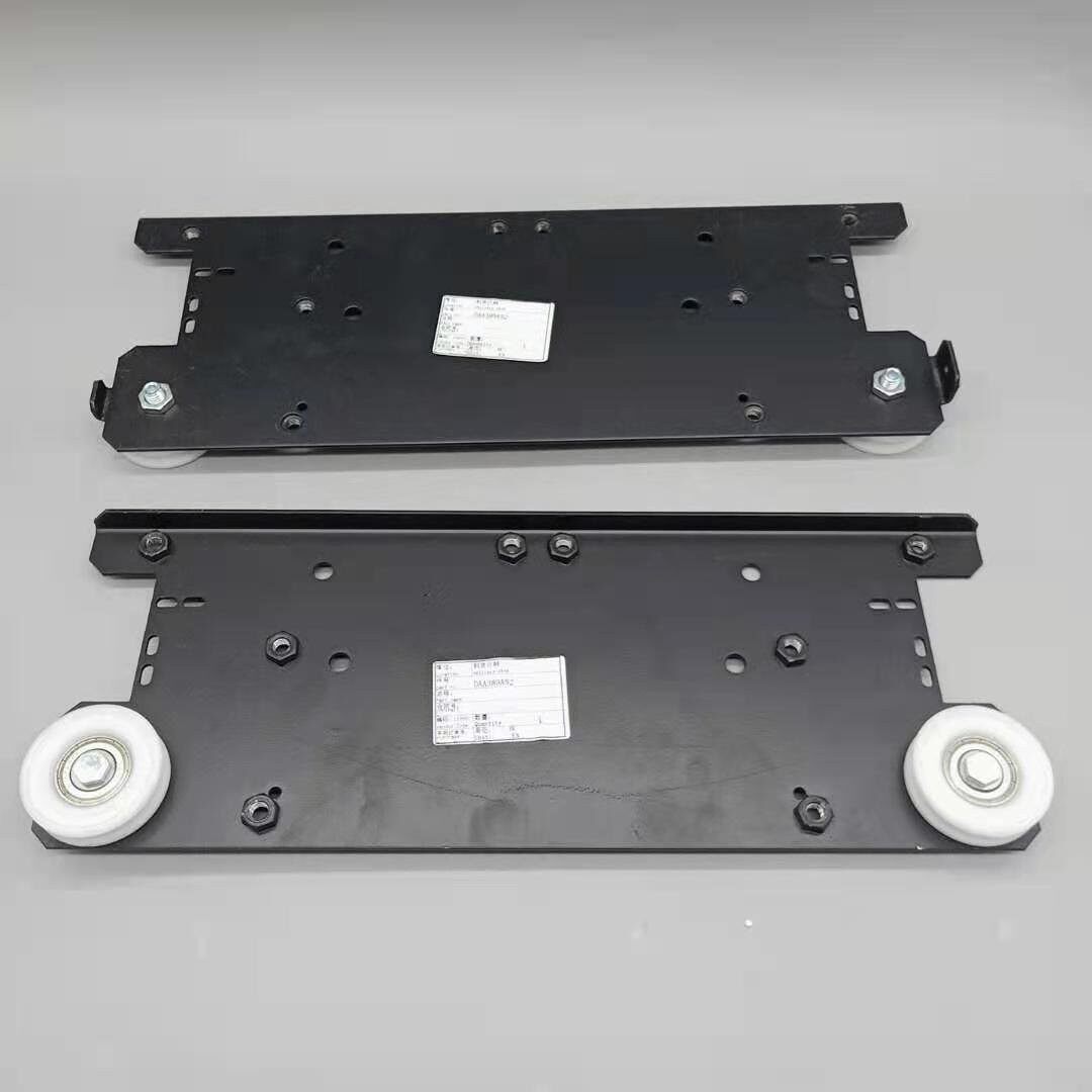 天津奥的斯门挂板 轿门门挂板 otis轿门挂板 at120门挂板 全新现