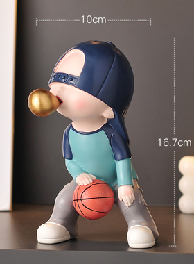 家居软装饰品篮球足球滑板小男孩摆件客厅新房儿童房书柜创意人物