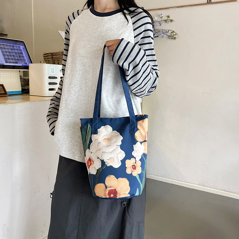 小众设计帆布包包女式2025新款夏季单肩包休闲百搭爆款腋下水桶包,箱包皮具/热销女包/男包,水桶包,淘宝优惠券,粉丝福利购,淘宝优惠卷