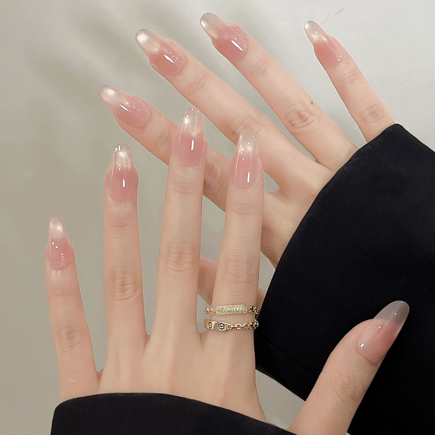 简约清透水润裸粉色猫眼手工美甲