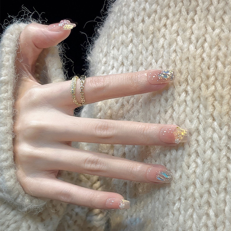 年度爆款裸色极光闪钻手工穿戴甲