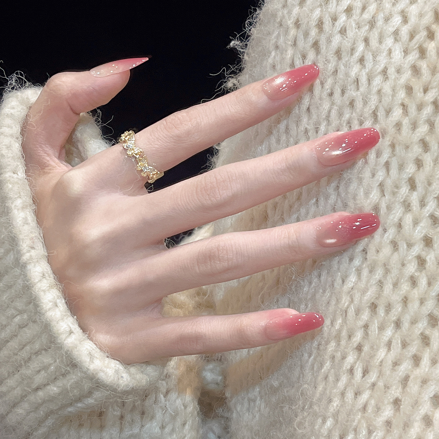 女团辣妹玫红显白猫眼氛围感美甲