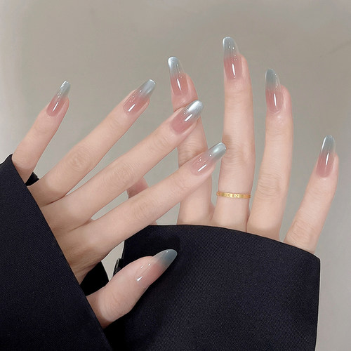 夏日显白冰透腮红渐变蓝猫眼美甲