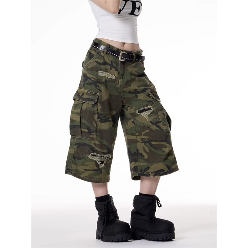 美式复古补丁破洞迷彩七分裤女辣妹夏季新款设计感宽松直筒短裤潮