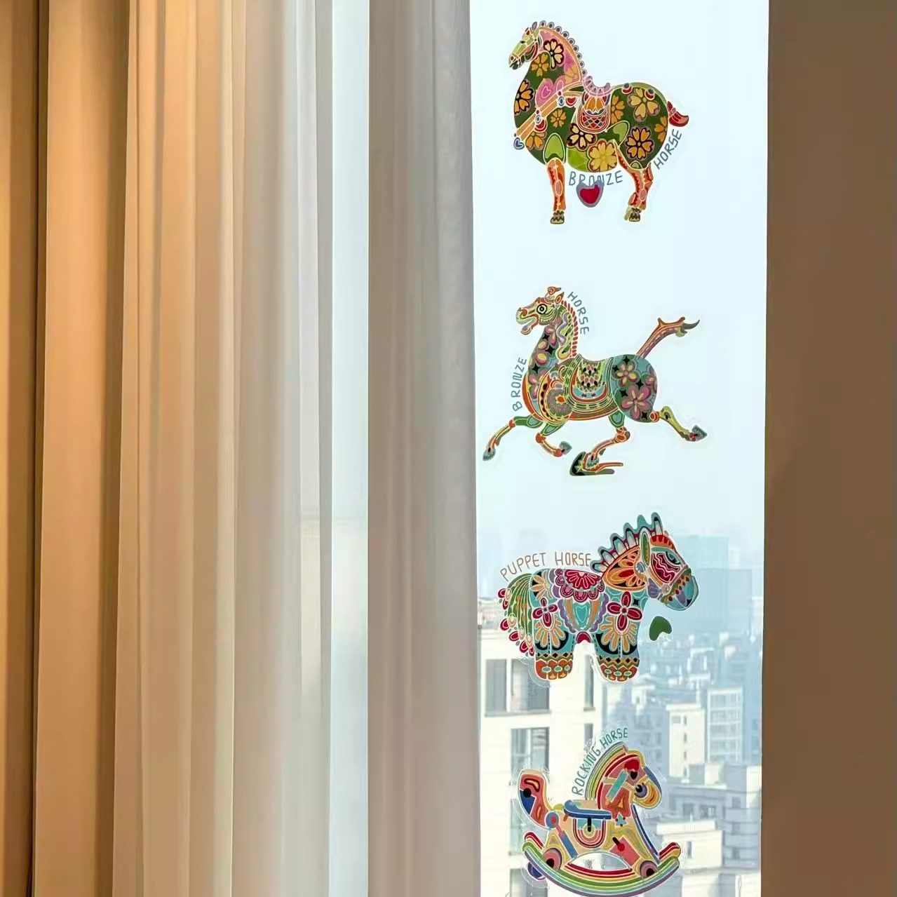 2026新年马年卡通橱窗玻璃门贴纸UV窗花静电贴装饰新年布置,家居饰品,现代装饰画,淘宝优惠券,粉丝福利购,淘宝优惠卷