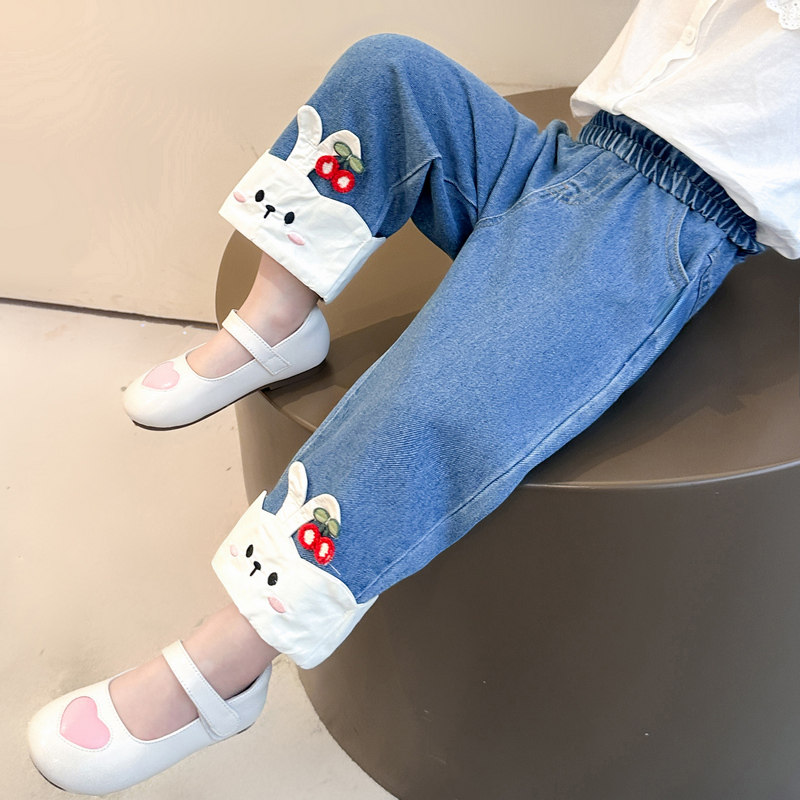 女童牛仔裤春秋款2026新款洋气直筒裤女宝宝长裤春季儿童春装裤子