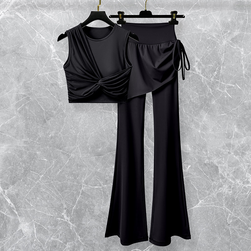 假两件健身套装女高级感速干跑步运动普拉提训练瑜伽服背心喇叭裤