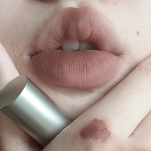 吃土棕色裸色系素颜口红浓缩唇釉女学生不掉色不沾杯哑光口棕唇泥